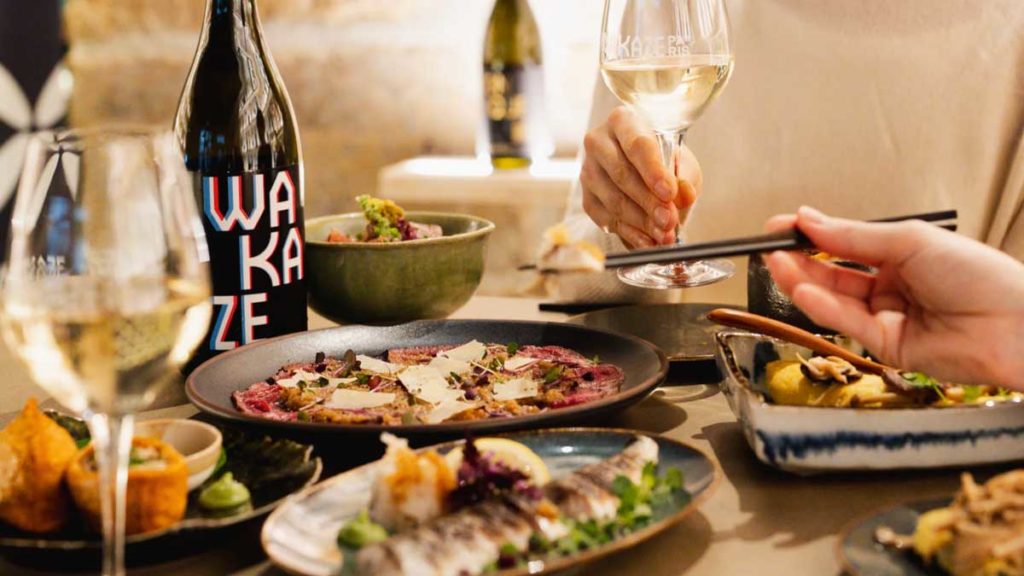 Wakaze sake francais au restaurant